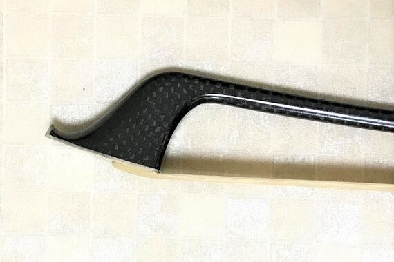 Grazioso　弓　カーボン　ヘッド